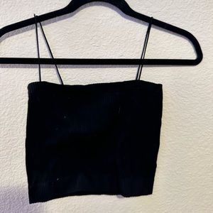 Basic black cropped tank